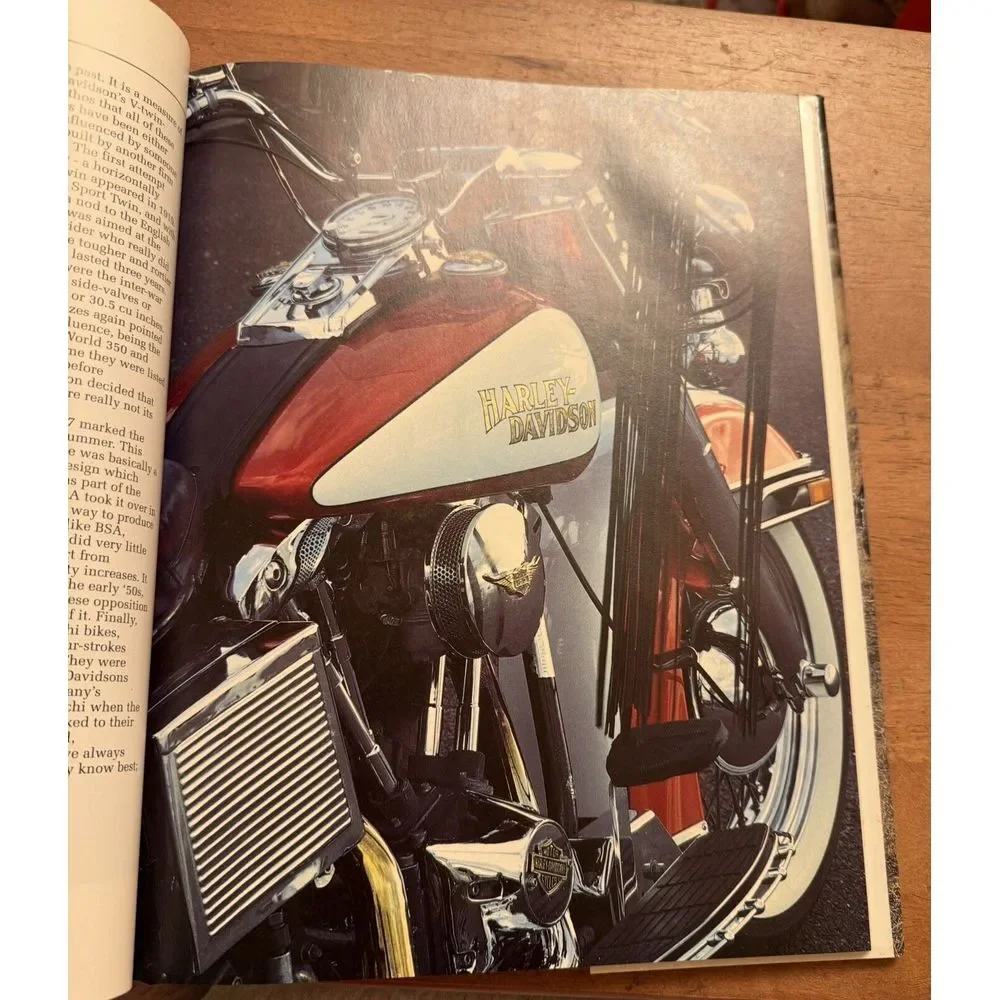 Harley-Davidson : The‎ Making of a Cult by Peter Henshaw (1994, Hardcover)